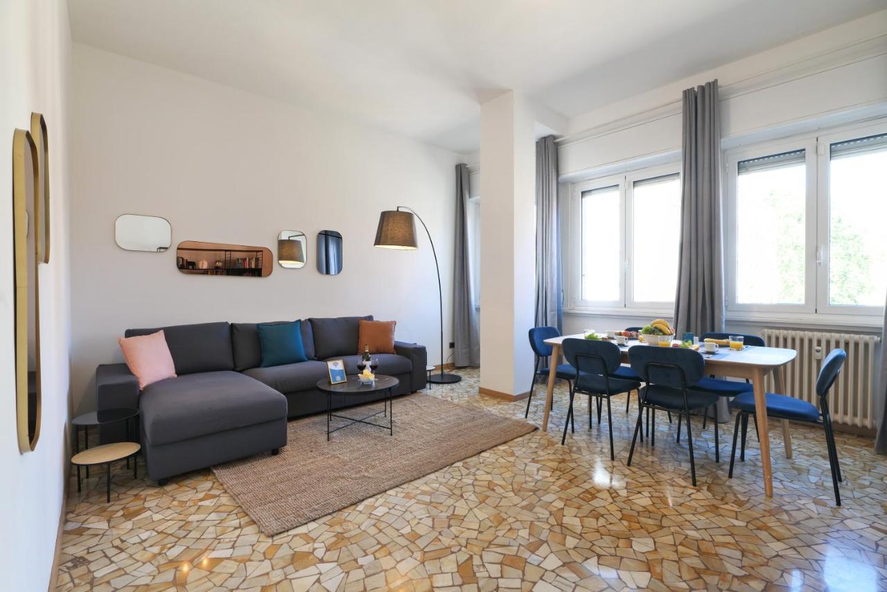Sweett - Fontana Lägenhet Milano Exteriör bild